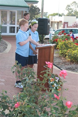 ANZAC Day - Reading the poem